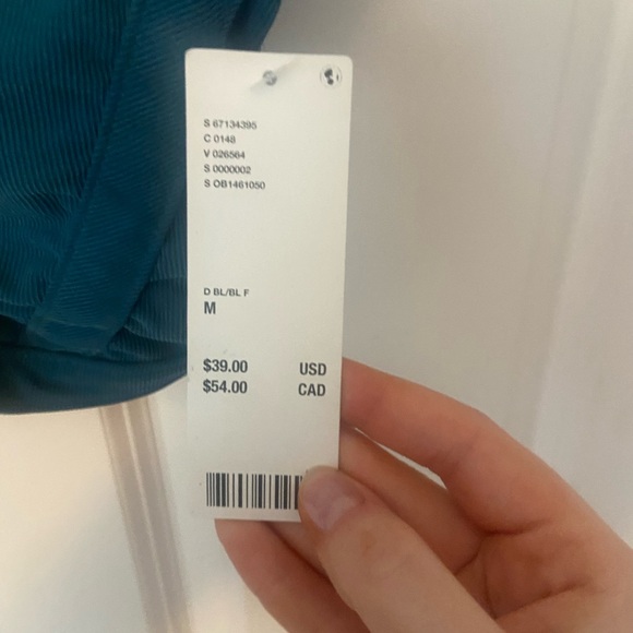 NWT Urban Outfitters Tank - Picture 2 of 5